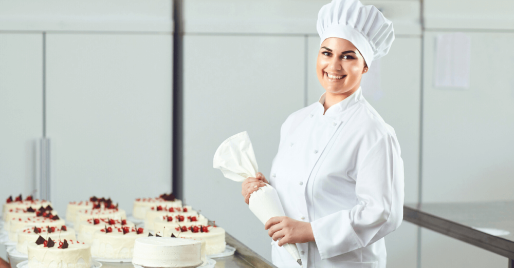 Konditor der Calenberger Backstube bei der Arbeit in der Backstube