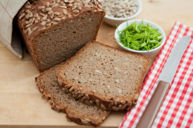Klassisches deutsches Vollkornbrot