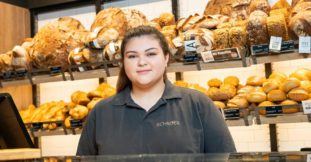 Verkäufer beim Backhaus Schröer in Wiesbaden