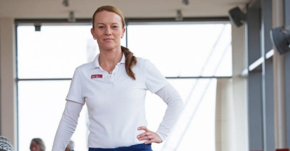 Kellner bei der Bäckerei Peters in Sassnitz