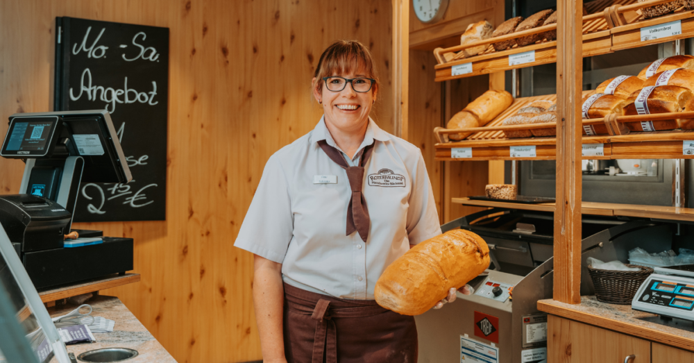 Verkäuferin bei der Bäckerei Rotermundt