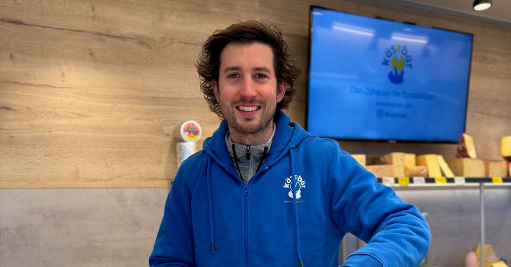 Verkäufer bei Käsbär